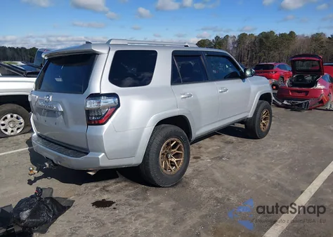 2018 Toyota 4Runner Sr5 z USA, uszkodzony, nr VIN JTEZU5JR1J5185083